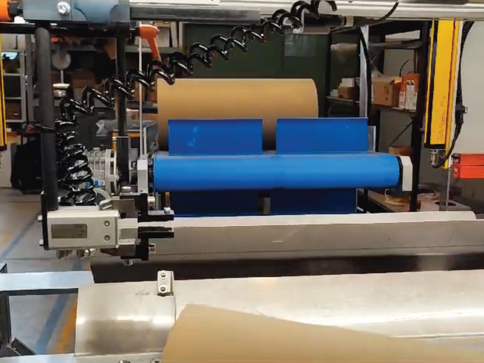 Ammodernamento linea rivestitrice tubi in cartone